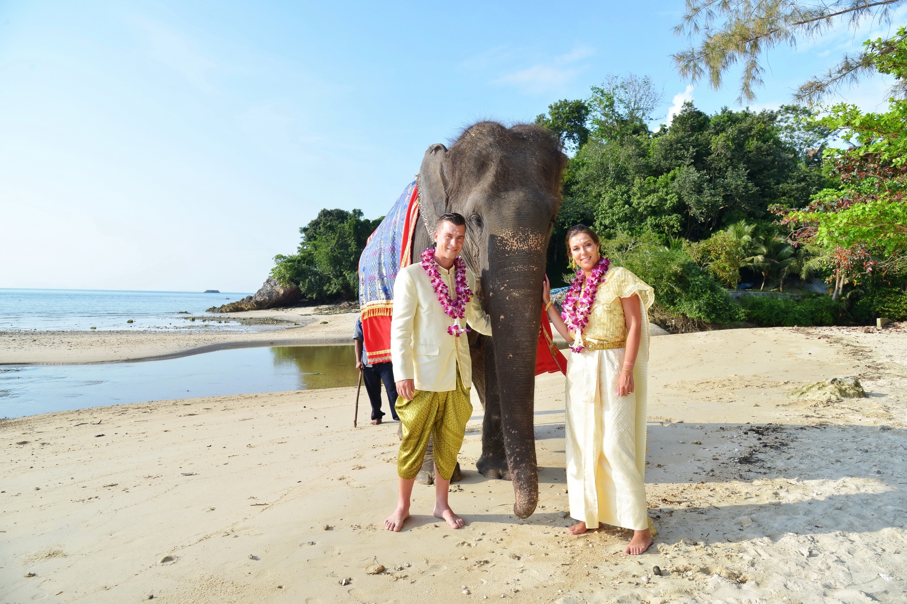 Samui-Beach-Elephant-Wedding-Thai-Ceremony-Package-Deborah-Andrew-38
