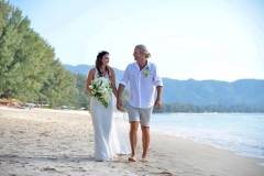 Phuket-Beach-Wedding-Ceremony-Package-Alana-Stephen-13