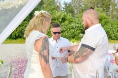 Lanta-Beach-Wedding-Ceremony-Package-Elin-Joakim-14