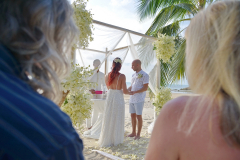 Samui-Beach-Wedding-Ceremony-Package-Laura-Luke-09