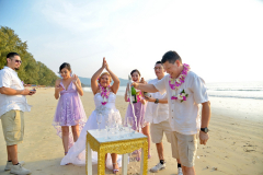 Phuket-Beach-Renew-Buddhist-Wedding-Package-Marta-Raul-40