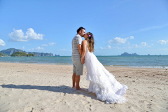 Krabi-Beach-Wedding-Ceremony-Package-Maria-Willians-01