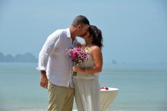 Krabi-Beach-Renewal-Vows-Ceremony-Package-Tessa-Ron-04