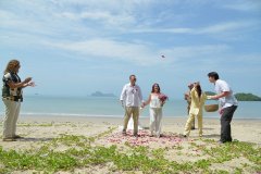 Krabi-Beach-Renewal-Vows-Ceremony-Package-Tessa-Ron-05